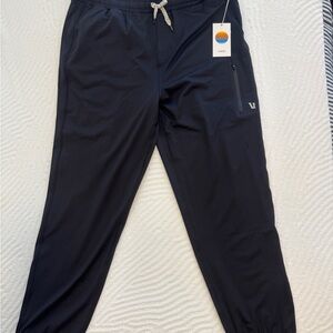 Vuori Navy Men’s Performance Joggers with Drawstring